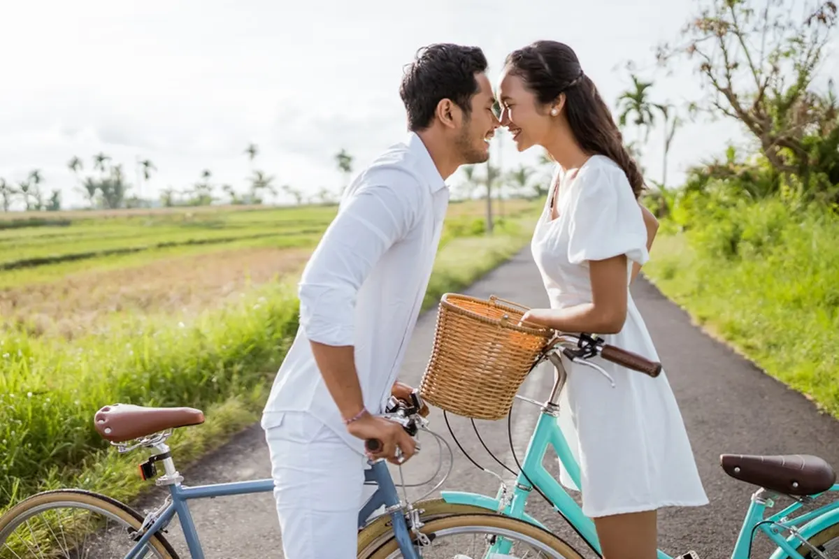 bahagia couple romantis