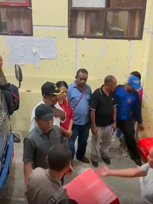 Kemensos Gerak Cepat Salurkan Bantuan untuk Korban Banjir Bandang Nagekeo
