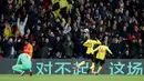 Pemain Watford Ismaila Sarr (kedua kanan) melakukan selebrasi usai mencetak gol ke gawang Liverpool pada pertandingan Liga Inggris di Vicarage Road Stadium, Watford, Inggris, Sabtu (29/2/2020). Watford membantai Liverpool 3-0. (AP Photo/Alastair Grant)