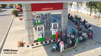 BBM Langka di Makassar Teratasi, Bahlil Ungkap Penyebab Antrean Mengular