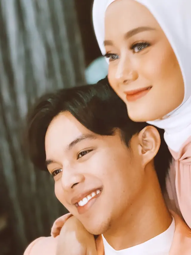 6 Potret Post Wedding Dinda Hauw dan Rey Mbayang, Romantis