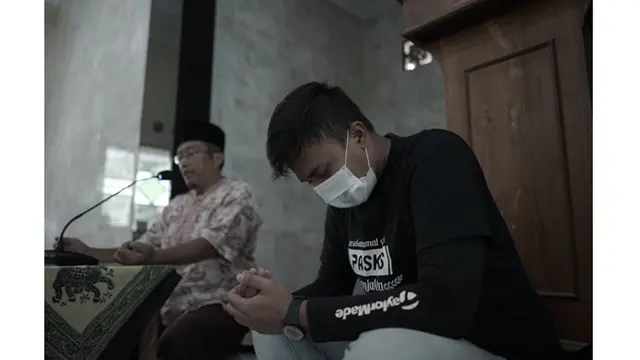 6 Potret Terbaru Atiatul Muqtadir, Mantan Ketua BEM UGM yang Kini Sudah Sarjana