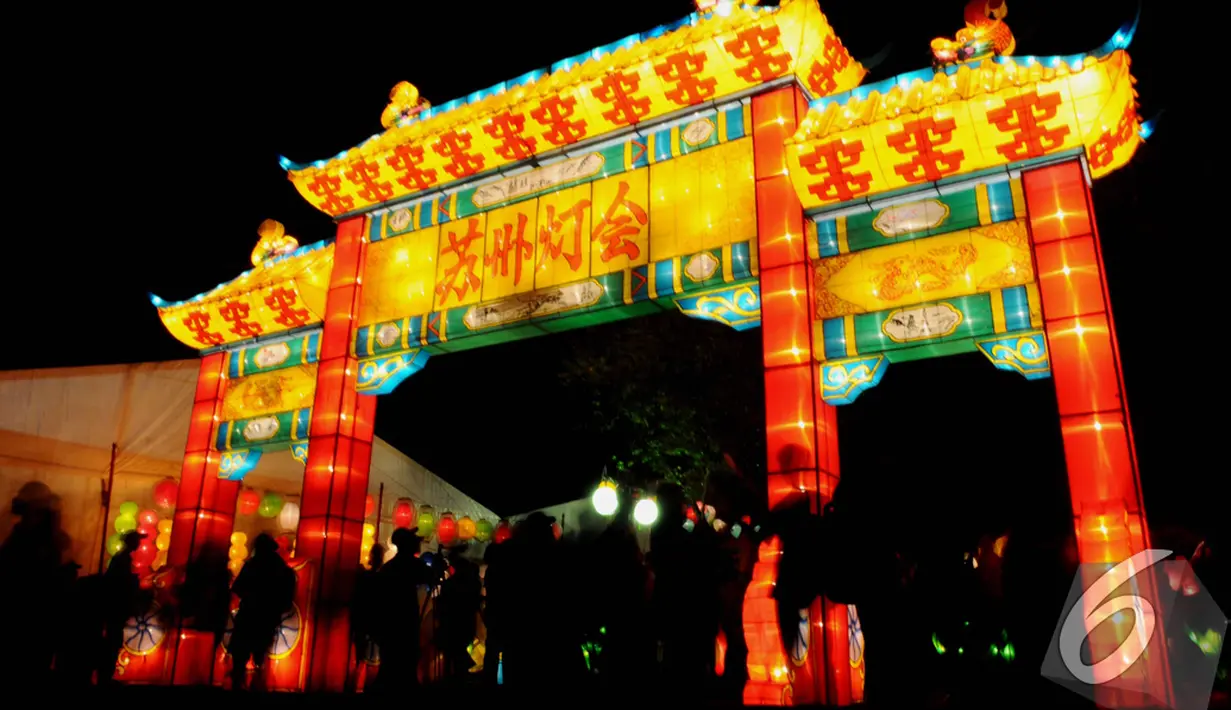  'Jakarta Lantern Festival 2014' digelar Pemda DKI di Lapangan Banteng, Jakpus. Foto diambil pada Jumat (12/12/2014). (Liputan6.com/Andrian M Tunay)