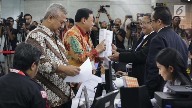 Bawaslu Serahkan Alat Bukti Sengketa Pilpres 2019 ke MK
