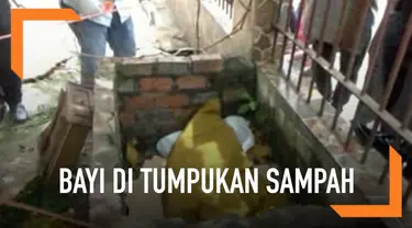Dua penjaga kebersihan di Palembang, Sumatera Selatan tak sengaja menemukan seorang mayat bayi baru lahir di tumpukan sampah.