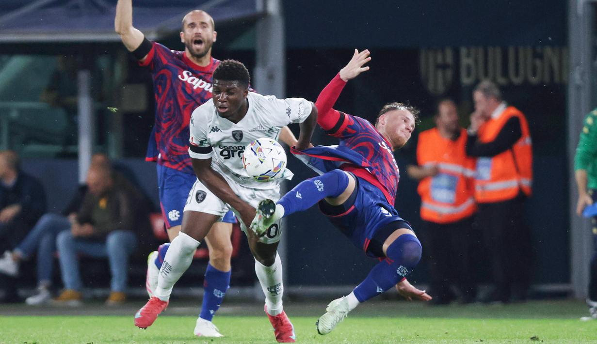 Bologna resmi melaju ke final Coppa Italia pertama mereka dalam 51 tahun setelah mengalahkan Empoli dengan skor agregat meyakinkan 5-1. (Michele Nucci/LaPresse via AP)