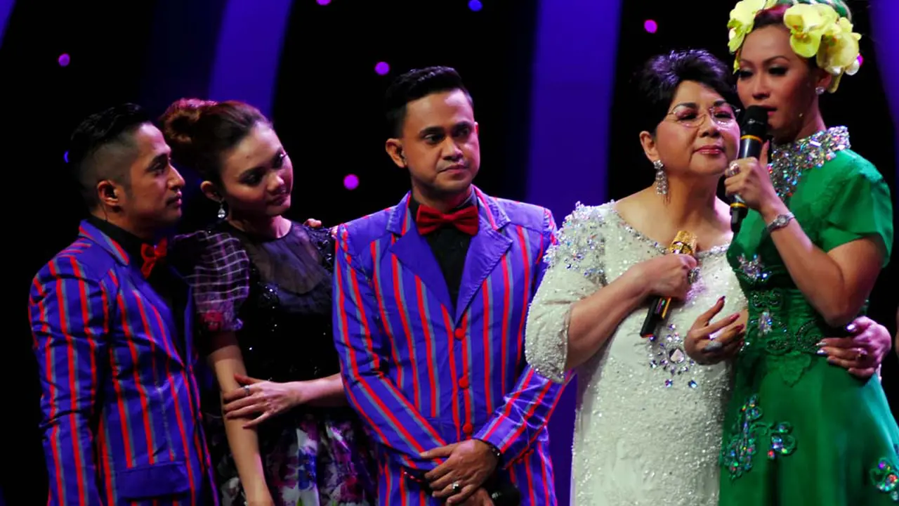 Inul Daratista Menangis Karena Titiek Puspa