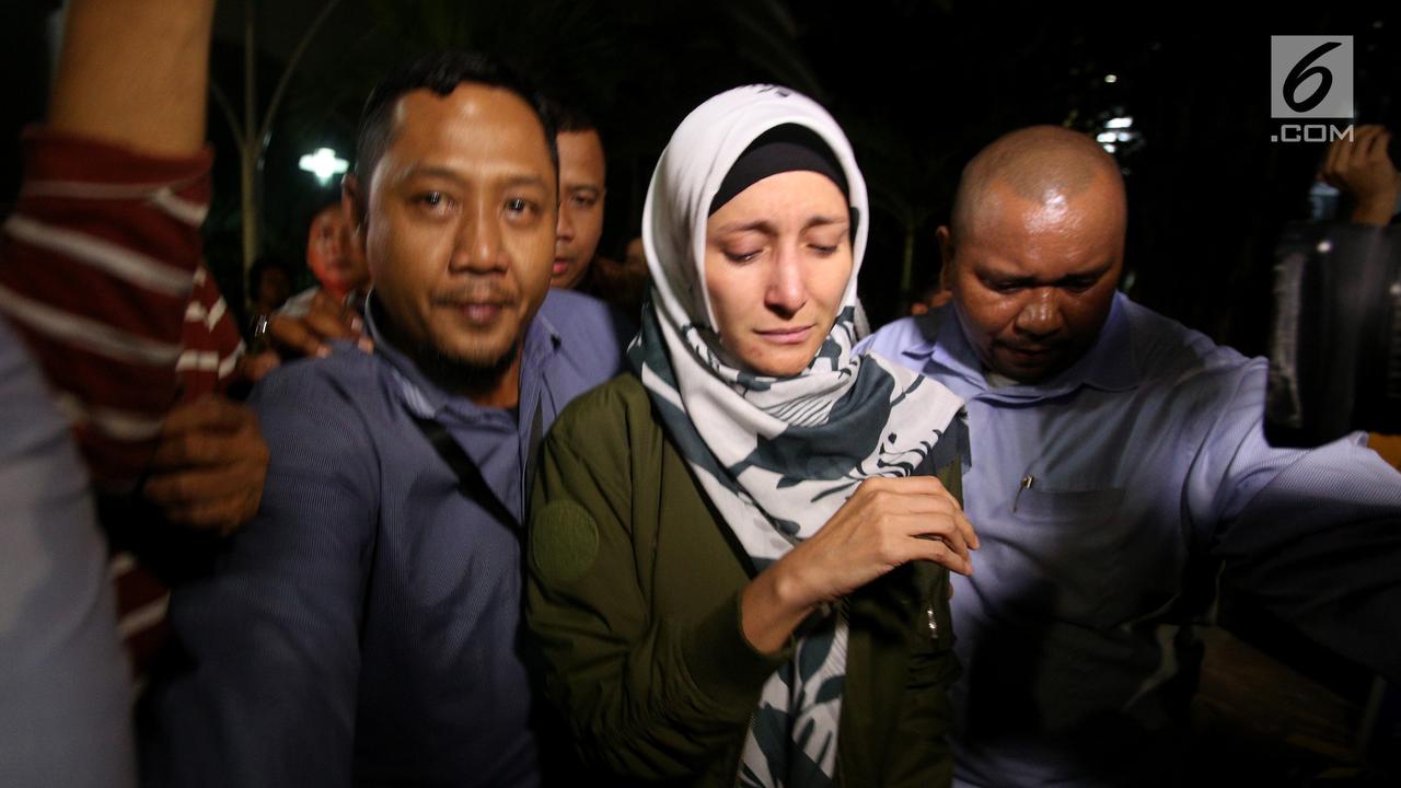 Inneke Koesherawati Usai Diperiksa KPK