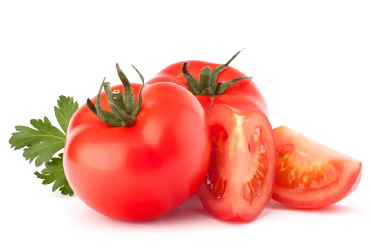 3 Manfaat Tomat untuk Kecantikan Kulit