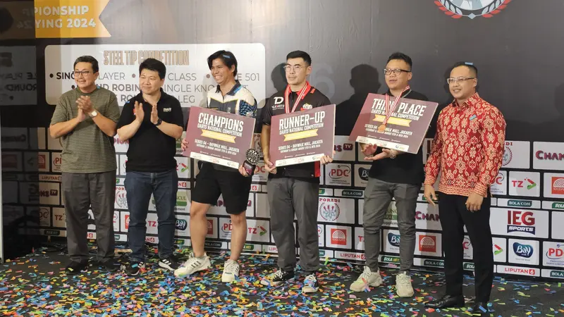 Putra Fajar menjadi juara Darts National Competition Series 04