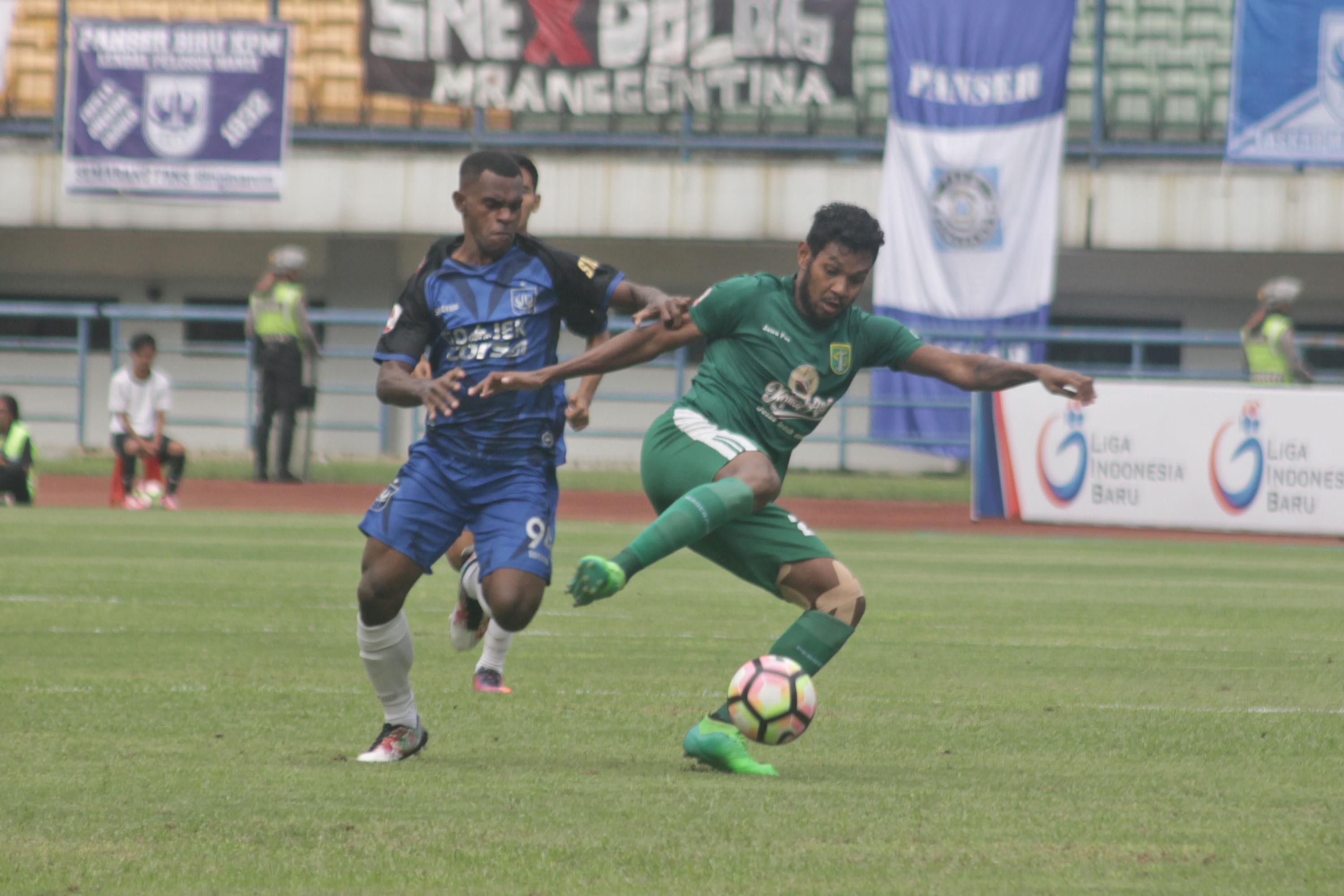 Persebaya mengalahkan PSIS Semarang pada babak delapan besar Liga 2. (Bola.com/Ronald Seger)