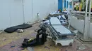 Kerusakan tampak terlihat pasca kebakaran yang terjadi di RS Umum Jazan, Arab Saudi, Kamis (24/12). 25 orang tewas dan 107 luka-luka akibat kebakaran yang terjadi di ICU dan kamar bersalin di rumah sakit itu. (REUTERS/Saudi Press Agency)