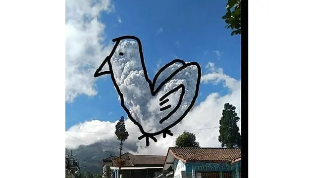 6 Kreativitas ala Netizen Edit Awan Gunung Merapi Ini Bikin Ngakak