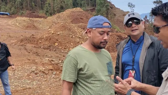 Penyelidikan yang digelar Mabes Polri di Konawe Utara terkait dugaan penyerobotan hutan lindung. (Liputan6.com/Ahmad Akbar Fua)