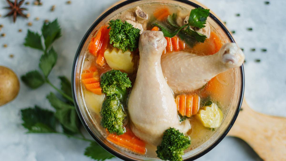 Cara Masak Sayur Sop Ayam yang Lezat dan Bergizi, Cocok untuk Menu Keluarga  - Feeds Liputan6.com