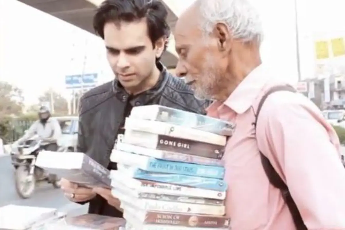 22 Tahun Jual Buku Tak Laku, Akhirnya Ada yang Memborong