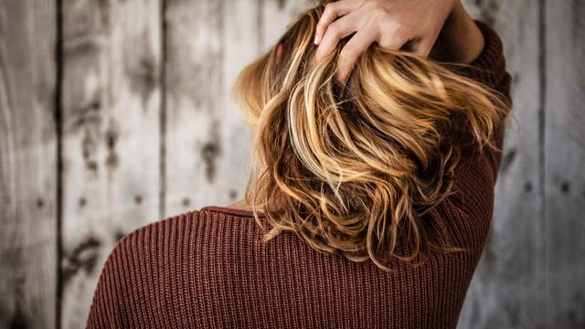 Ilustrasi kilau rambut