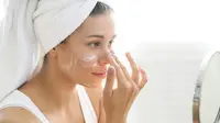 5 Cara Mencegah Sunscreen Supaya Tidak Pilling, Jangan Sampai Malas Memakainya