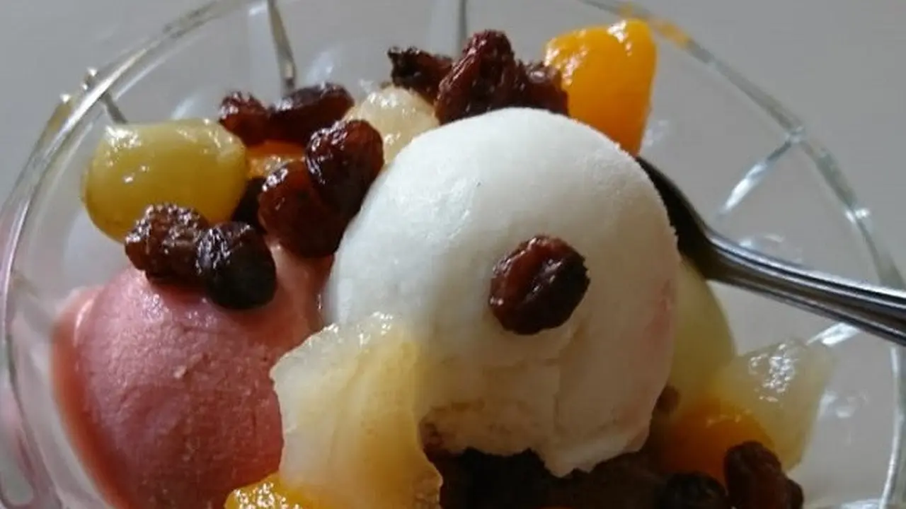 Es Krim Sumber Hidangan, Braga
