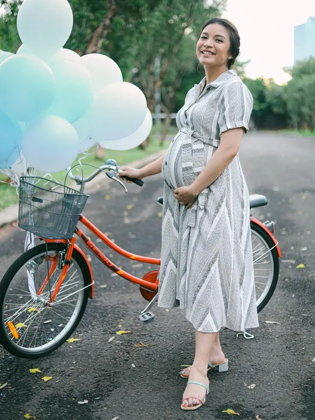 Potret Baby Bump 7 Artis saat Hamil Kedua, Tetap Memesona
