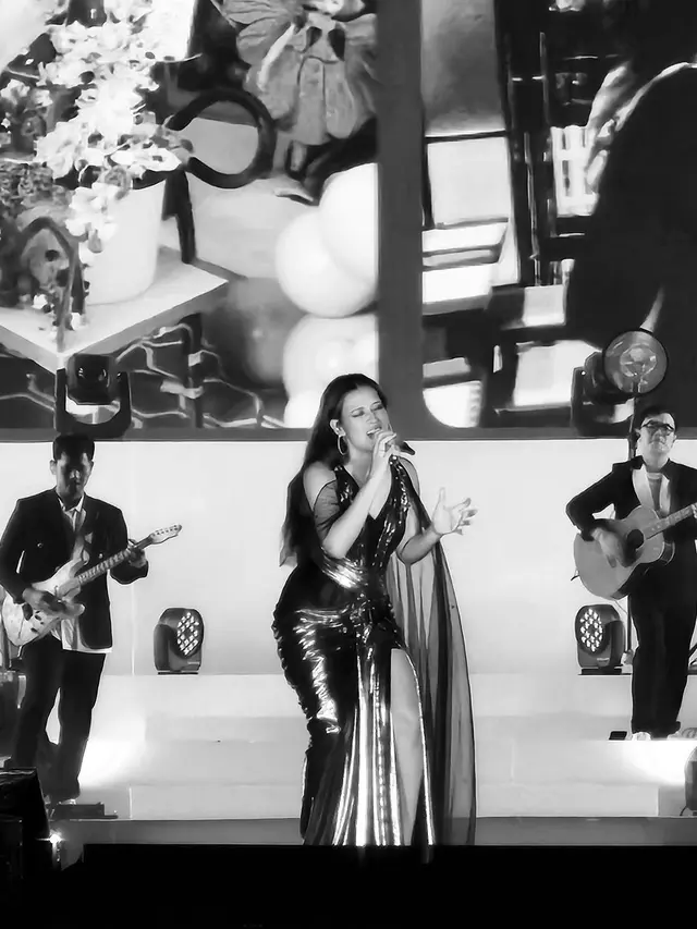 6 Busana Terbaik Raisa yang Sukses Bikin GBK Galau di Akhir Pekan