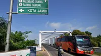 Kondisi jalan lintas timur Sumatera yang ada di Jambi