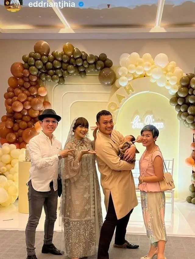 6 Momen Akikah Baby Gin, Putra Gilang Dirga dan Adiezty Fersa yang Dihadiri Selebriti