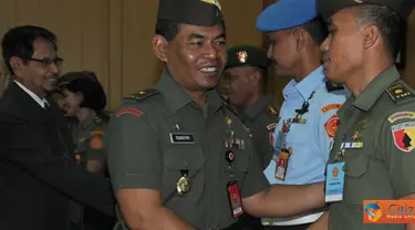 Citizen6, Cilangkap: Pada kesempatan tersebut, Wakapuspen TNI membacakan amanat Kapuspen TNI Laksamana Muda TNI Iskandar Sitompul ,di Aula Balai Wartawan Puspen TNI, Mabes TNI Cilangkap Jakarta. (Pengirim: Badarudin Bakri)