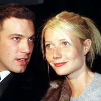 Puluhan tahun berlalu. Gwyneth Paltrow pun angkat bicara mengenai hubungannya dengan Ben Affleck dahulu. (whosdatedwho.com)