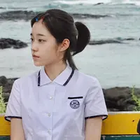 Sukses memerankan Bang Young-joo di drama Korea Our Blues, banyak orang yang melirik sosok dari Roh Yoon Seo ini. [Foto: IG/rohyoonseo].