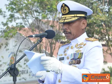 Citizen6, Surabaya: Upacara prtingatan Proklamasi tersebut, didalamnya juga dibacakan teks Proklamasi Indonesia oleh Wadan sebagai Irup. Upacara kali ini, dipimpin Komandan Upacara (Dan Up) Mayor Laut (E) Bernadus Wibowo Jati. (Pengirim: Penkobangdikal)
