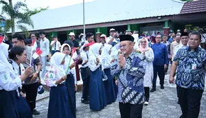 Tak Lagi Belajar di Sekolah Rusak, Murid SMP Ini Makin Semangat