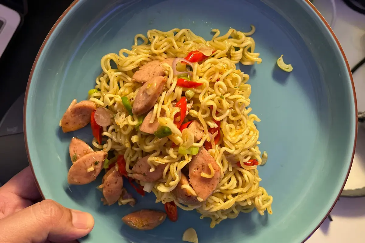oseng mie sosis
