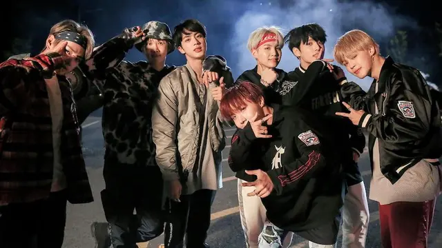 [Bintang] Tetap Rendah Hati, BTS Kebanjiran Pujian dari Wartawan