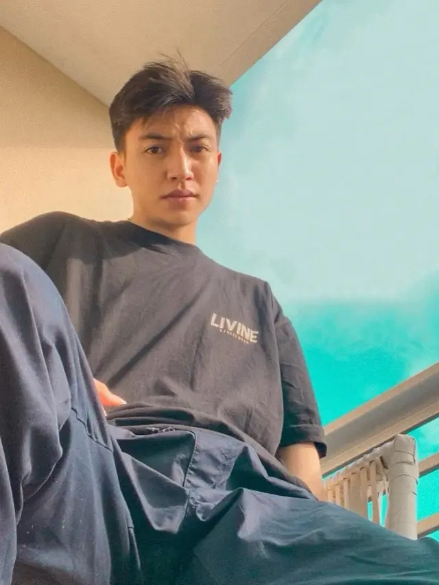 7 Potret Jeffry Reksa, Artis TikTok yang Dikabarkan Dekat dengan Putri Delina