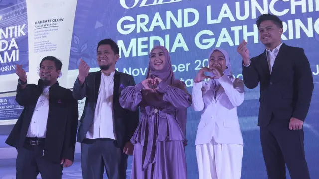 Suasana peluncuran Ozzaskin di Jakarta, Rabu, 1 November 2023, bersama Oki Setiana Dewi. (Foto: Dok. Istimewa)