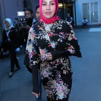 Niat yang terkesan spontan itu membuat pihak keluarga sempat taku. Keluarga mengaku takut ketika Kartika Putri tidak amanah terhadap niat tersebut.  (Deki Prayoga/Bintang.com)