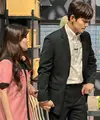 Interaksi Ayu Ting Ting dan Ji Chang Wook di Lapor Pak! sempat menjadi perbincangan hangat. [Foto: Instagram/ayutingting92]