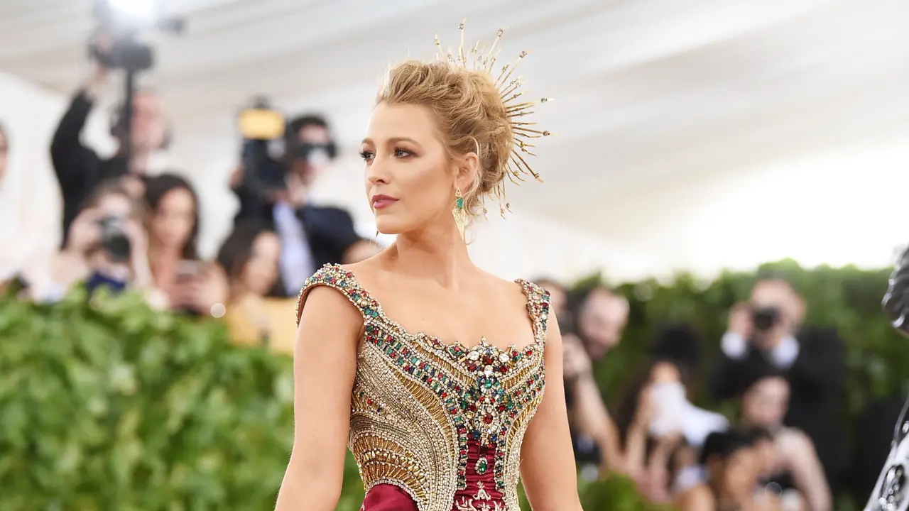 [Bintang] Blake Lively