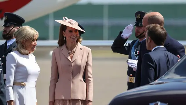 Sambut Presiden Emmanuel Macron, Kate Middleton Pakai Busana Desainer Prancis untuk Pertama Kalinya