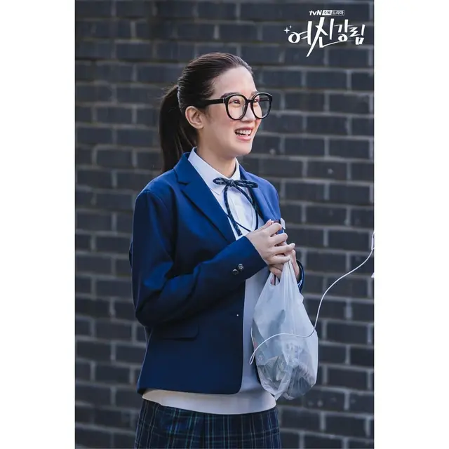 Moon Ga Young dalam True Beauty. (Instagram/ tvndrama.official)