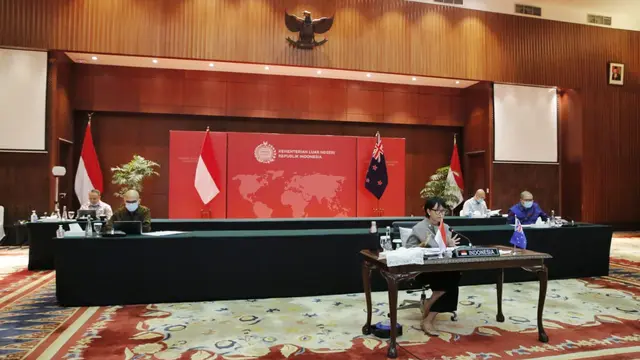Menlu Retno Marsudi dalam Joint Commission dengan Selandia Baru. (Dok: Kemlu RI)
