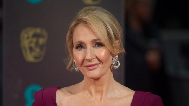 [Bintang] J.K Rowling