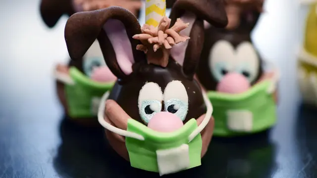 FOTO: Lucu, Kue Paskah Pakai Masker Saat Pandemi COVID-19