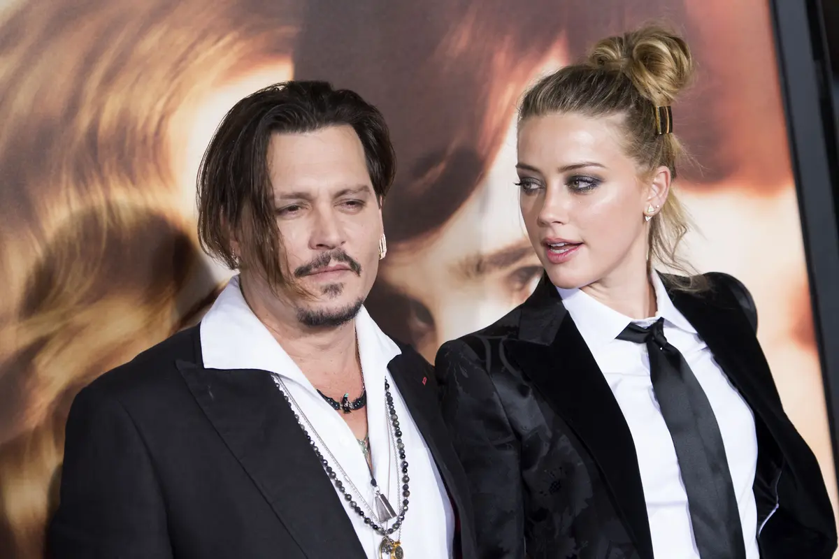 [Bintang] Johnny Depp - Amber Heard
