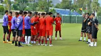 Maroko melakukan pemusatan latihan terakhir yang digelar di Qatar jelang Piala Dunia U-17 2023. (dok. FRMF)