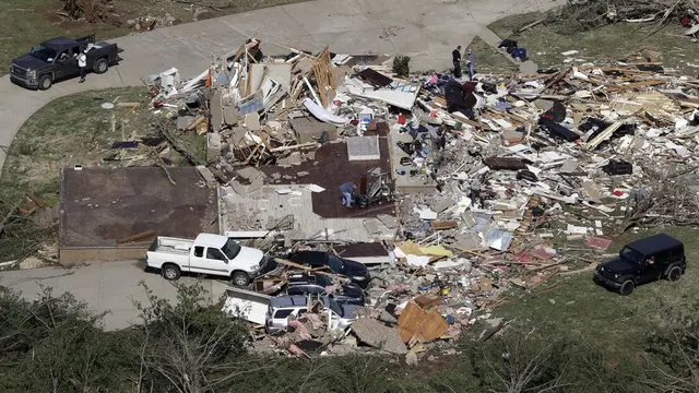 Dua badai Tornado terjadi di kota Tennesse malam tadi (3/3/2020), menewaskan sedikitnya 25 orang dan melukai ratusan lainnya.
