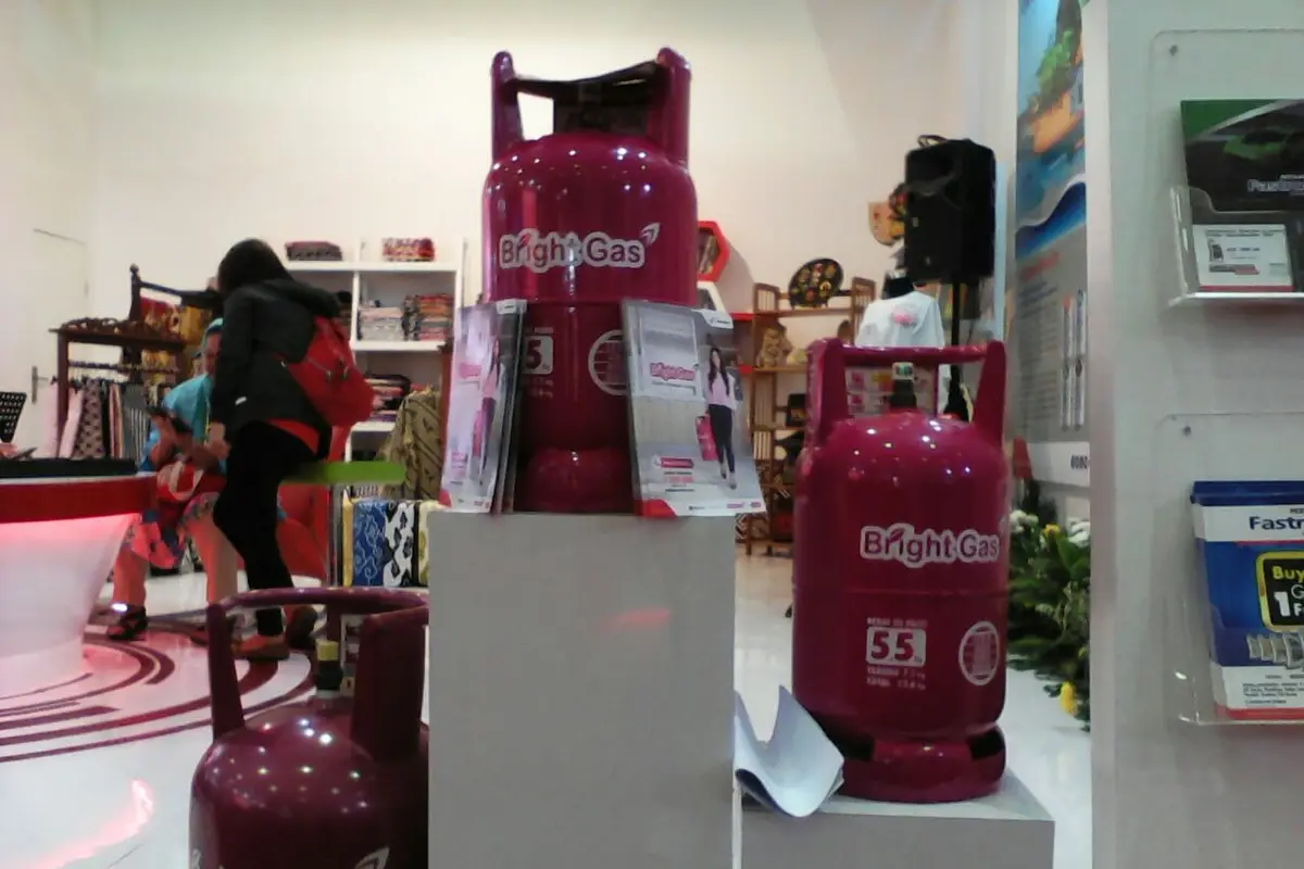 Tabung Bright Gas Warna Pink Fuschia