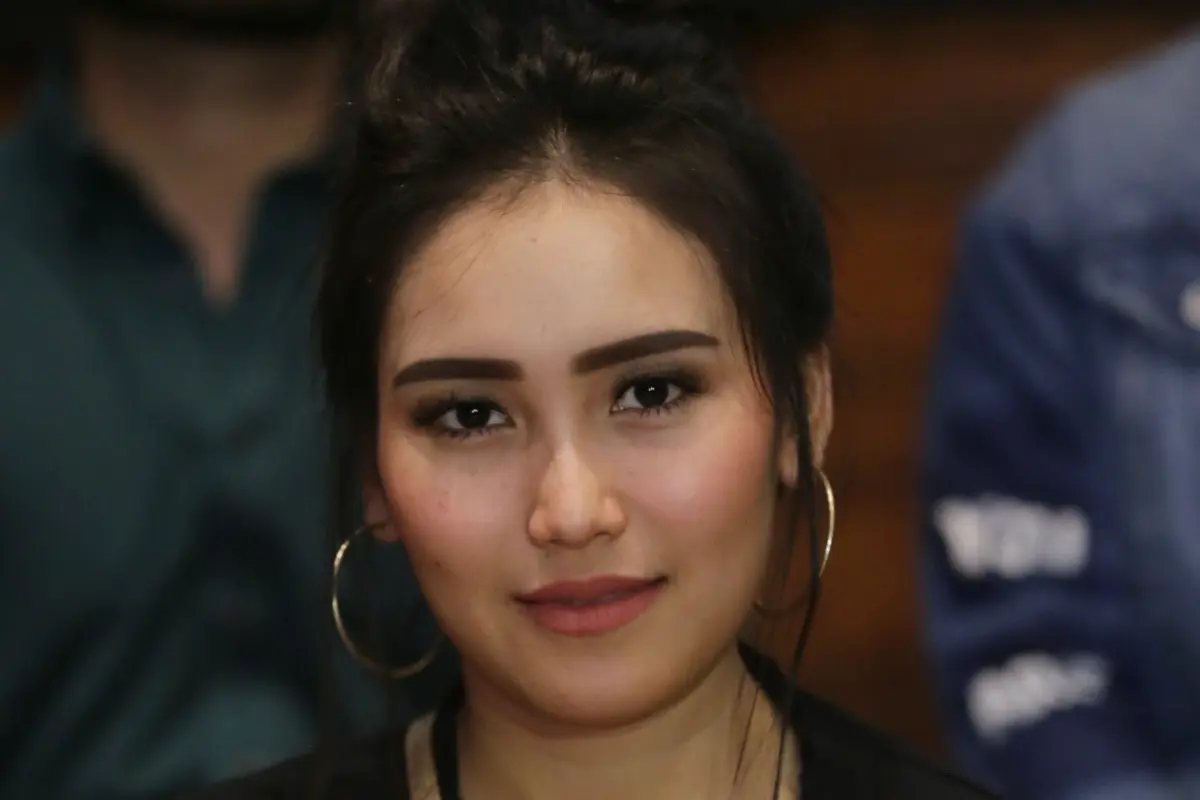 [Bintang] Ayu Ting Ting