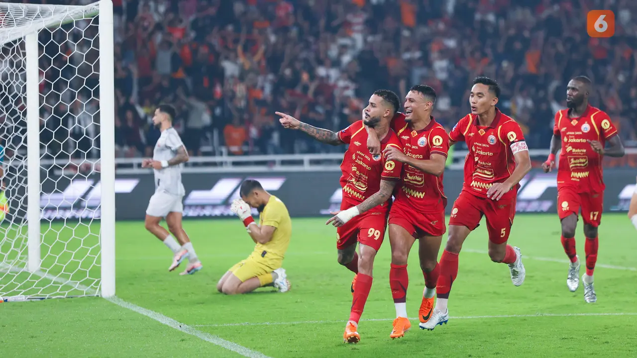 Foto: Drama 2 Gol Penalti Antarkan Persija Bungkam Madura United di BRI Super League